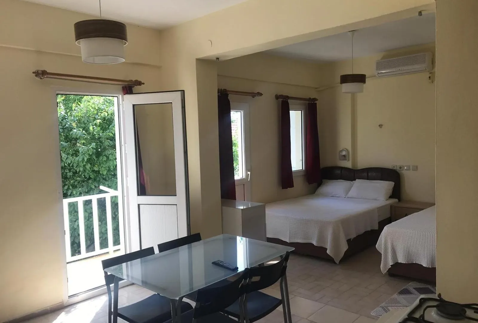 מלון דירות גומולדור Sun Apart Motel